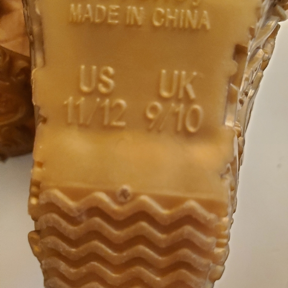 Disney Princess Belle Costume Shoes - Picture 5 of 6